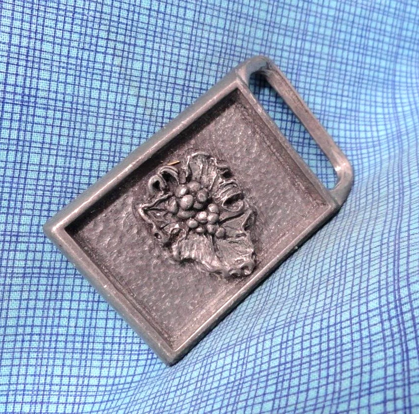 Vestido de uvas hebilla de cinturón orgánico agricultor vino artesanal firmado de colección años 80 MPB .NOX865 Foto 1 de 4