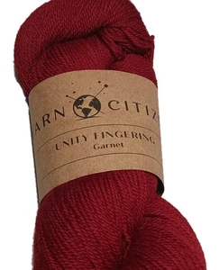 Nuevo hilo Citizen 100 % lana granate (rojo profundo) 419 yardas dedo Unity  - Imagen 1 de 5