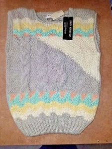MAGLIONE PULLOVER SMANICATO NUOVO LAVORATO A MANO TAGLIA SMALL - Foto 1 di 4