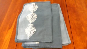 Teal table runner with matching placemats - Picture 1 of 6