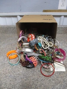 Vintage / Modern Bracelets Necklaces Craft Jewelry 9.16 Lbs Grab Bag #1 - Picture 1 of 7