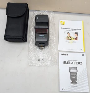 Nikon Speedlight SB-600 Shoe Mount Flash for DSLR Cameras - Picture 1 of 10