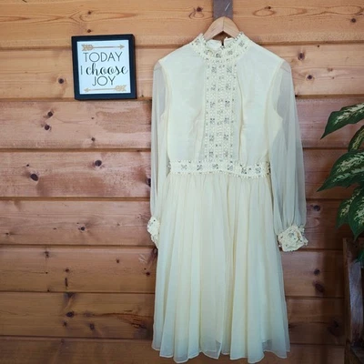 Spiegel винтажный ILGWU 70-х желтый органзы кружева украшение шифоновое платье складки 9/10 - Изображение 1 из 4