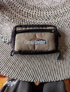 GREAT DIVIDER bag attachment Zipper Clip On Tee & Score Card Holder - Picture 1 of 5