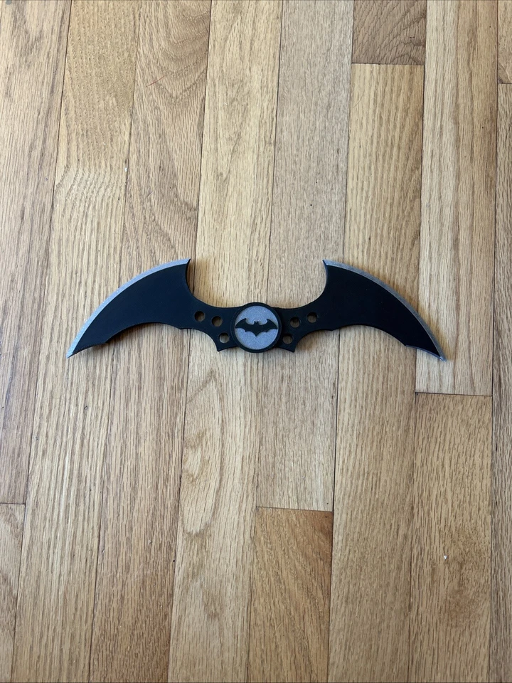 Arkham Asylum Arkham City Replica Batarang Cosplay Prop - Image 1 of 1