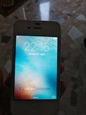 Apple iPhone 4 usato  - Immagine 1 di 4