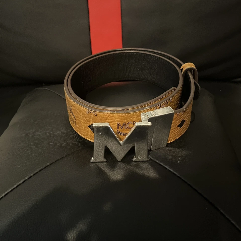 Kit de cinturón de cuero MCM Foto 1 de 2