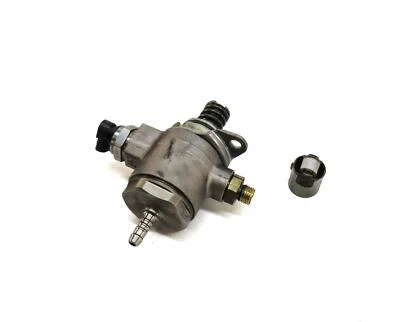 AUDI A4 A5 Q5 2009-2012 (B8 8K 8R 8T) 2,0 T MOTOR TURBO BOMBA DE COMBUSTIBLE DE ALTA PRESIÓN Foto 1 de 4