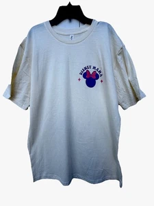 Disney Mama Graffic T Shirt Size L Minnie Mouse Yellows Classic - Picture 1 of 8