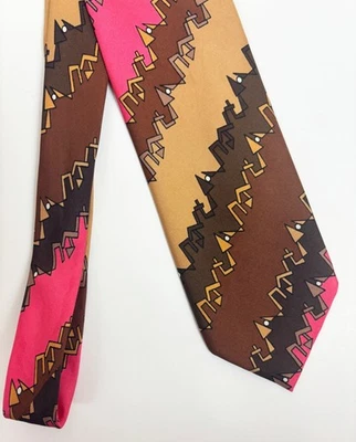 复古 20 世纪 70 年代 Emilio Pucci 粉色和棕色几何领带 — 第 1/4 张图片