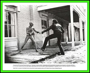 NICHOLAS HAMMOND & ROBERT ALDA in "Spider-Man Strikes Back" Orig. TV Photo 1979 - Picture 1 of 1