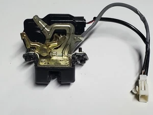 🔥04-10 TOYOTA SIENNA Manual Liftgate Latch Lock Actuator Hatch Release Assembly - Bild 1 von 8