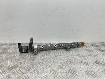 Volkswagen PASSAT B6 2008 Diesel fuel rail line pipe 03L089C ATZ30986 — 第 1/4 张图片