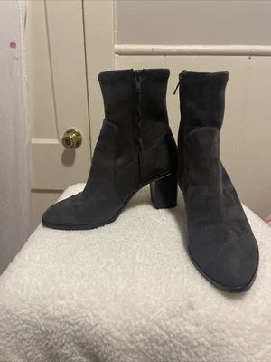 Botas Michael Michael Kors Chase cinza camurça sintética tamanho 6M - Imagem 1 de 4