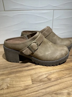 Zuecos para mujer Eastland Nola marrón talla 7 Foto 1 de 4