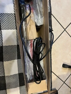 Eureka Blaze 3 in 1 Upright Vacuum Cleaner NES215A New - Image 1 of 4