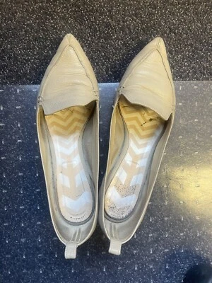 NICHOLAS KIRKWOOD Bronceado Beya Granulado Cuero Guijarro Punta Planos Talla 39 Foto 1 de 3