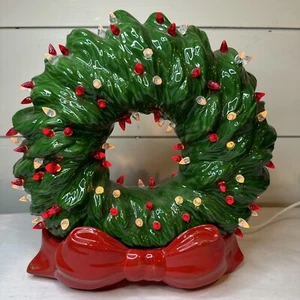 Vintage Ceramic Lighted Christmas Wreath Holly Berry Light Lamp with Red Bow - Picture 1 of 16