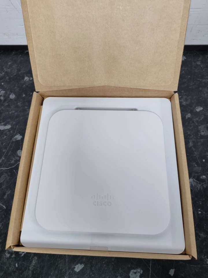 NEW CISCO MERAKI MG21E / MG21E-HW-WW / CAT6 CELLULAR MODEM INTEGRATED ANTENNAS - Image 1 of 3