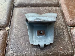 1978-1987 Regal Manual / Power Window Regulator Door Glass Track Guide STOP GM - Picture 1 of 2