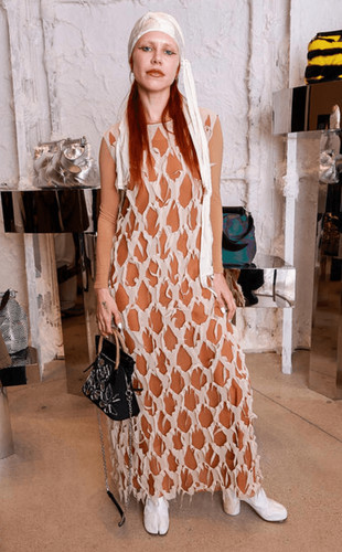 Maison Margiela Abito di seta ritagliato