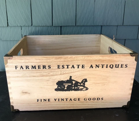 Basketville Vermont Retro Wooden Crate Metal Corners Dovetail 13.5" x 11.5" Cover