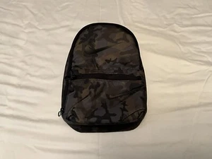 Nike Insulated Lunch Bag Cooler Black Camo Box Tote Swish Front Pocket Handle - Picture 1 of 7