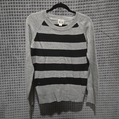 Suéter Top Y2K Converse Rayas Talla Lg Años 90 Punk Grunge Baddie Bruja Gótico Emo De Colección Foto 1 de 4