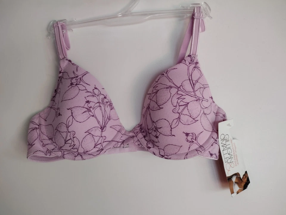 Gilligan & O'Malley 34A CAMISETA FLORAL LILA LIGERAMENTE ACOLCHADA Ajuste con aros Foto 1 de 4