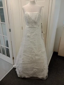 Chic Hollywood Dreams Wedding Dress Size 12 Strapless Ivory diamante 3D flowers - Picture 1 of 18