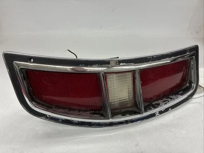 Ford Station Wagon 71-72 - LH Tail Light Assy -Country Squire, LTD - Изображение 1 из 4