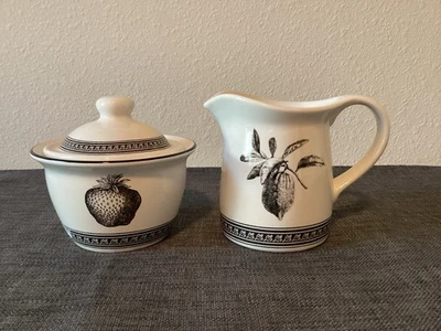 Juego de platos de crema y azúcar en blanco y negro Pfaltzgraff Farmers Market - IEC Foto 1 de 3