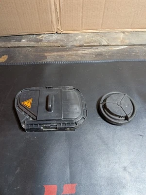 OEM 07-09 Audi Q7 bi-xenón haz alto bajo bombilla cubierta trasera tapa tapa sello Foto 1 de 3