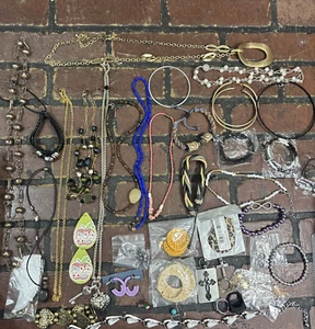 Assorted Custom Jewelry  Mixed Lot - Picture 1 of 8
