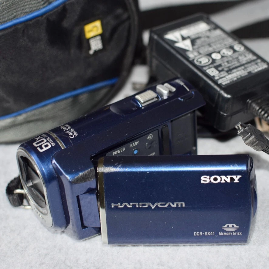 索尼 Handycam DCR-SX41 8GB 内置内存摄像机 60 倍变焦 带手提袋 — 第 1/4 张图片