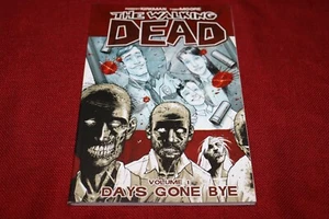 The Walking Dead - Volume 1 Days Gone Bye - Robert Kirkman Graphic Novel Comic - Picture 1 of 7
