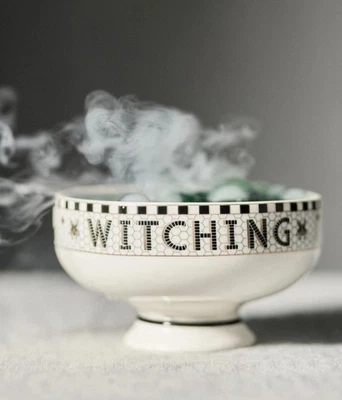 ANTHROPOLOGIE BISTRO Tile Black CATS Small NUT BOWL HALLOWEEN WITCHING HOUR NEW - Image 1 of 4