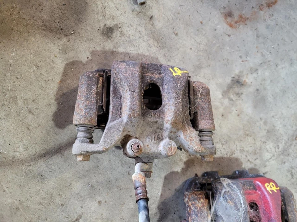 Driver Left Caliper Rear Fits 14-24 INFINITI QX80 2035999 - Image 1 of 1