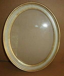Vintage Burnes Boston Oval Wall/ Table Picture Frame Gold/White  8x10 