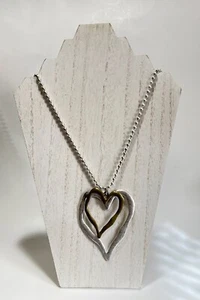 Collar Largo Saks of London Dos Tonos Doble Corazón Brutalista Modernista - Imagen 1 de 9