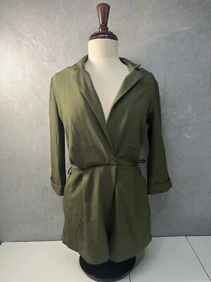 Mameluco Forever 21 para mujer verde oliva manga larga cuello en V solapa mediano nuevo con etiquetas Foto 1 de 4