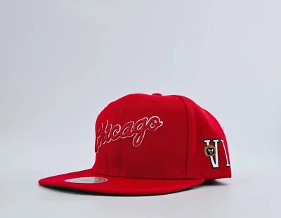 Mitchell Ness NBA Chicago Bulls Red 6 Ring Champions Men's Snapback Cap NEW - Image 1 of 4