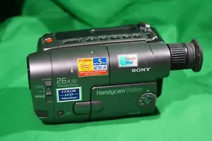 Sony Handycam Vision CCD-TRV22 Video8 8mm Camcorder (UNTESTED) - Bild 1 von 3