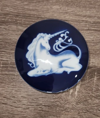 Vintage Takahashi SF Blue White Unicorn in Glaze Trinket Jewelry Stash Box - Image 1 of 4