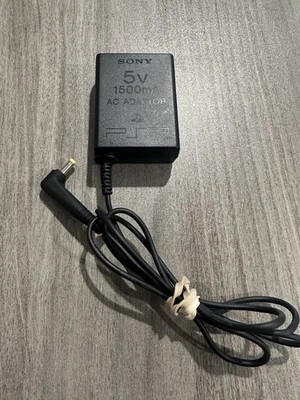 Fuente adaptador de ladrillo cargador Sony PSP-380 OEM Sony PSP 1000 2000 3000 Foto 1 de 4