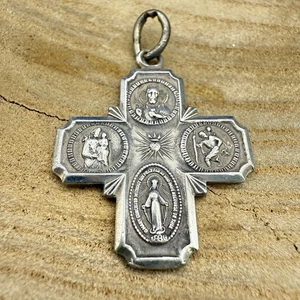 Ciondolo Vintage Argento Sterling Croce Cattolica Quattro Vie Croce Medaglia Chiamata Beatitudine Sacerdote - Foto 1 di 9