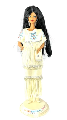 Vintage 1993 Barbie Native American Doll Stand Included Special Edition - Image 1 of 4