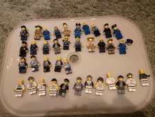 Lego Minifigures, Accessories, Weapons ect
