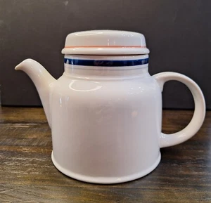 1984 Royal Doulton Blue Line Lidded Teapot 6 3/8"H Made In England (6 Cup Cap) - Picture 1 of 12