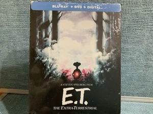E.T. The Extraterrestrial Steelbook - Blu-ray + DVD + Digital - New OOP - Picture 1 of 9